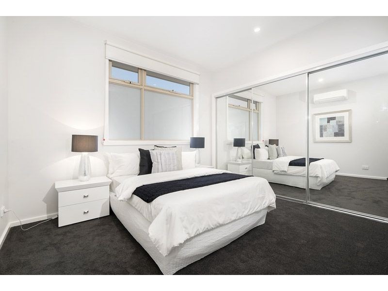 2/74 Belair Avenue, Glenroy VIC 3046