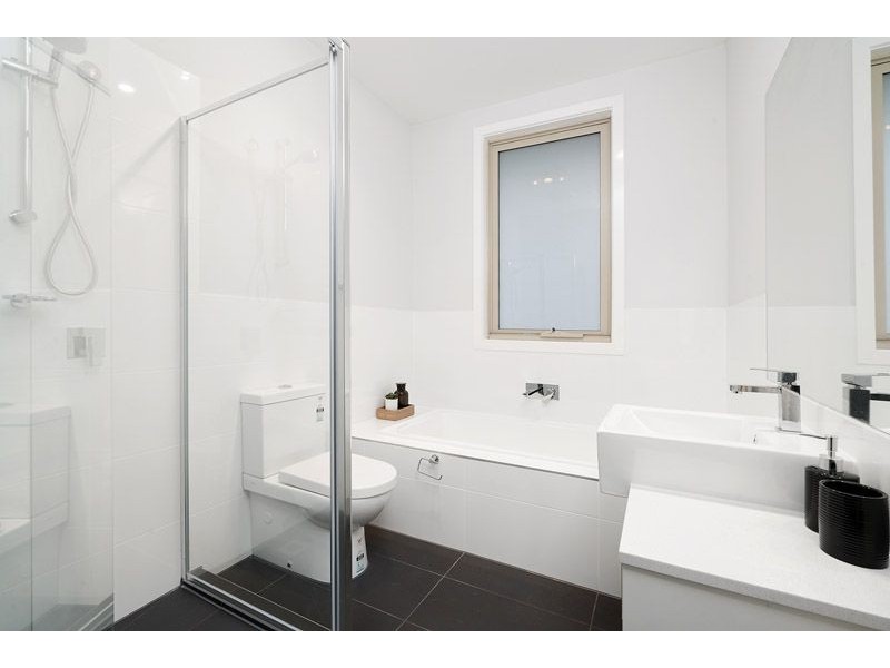 2/74 Belair Avenue, Glenroy VIC 3046