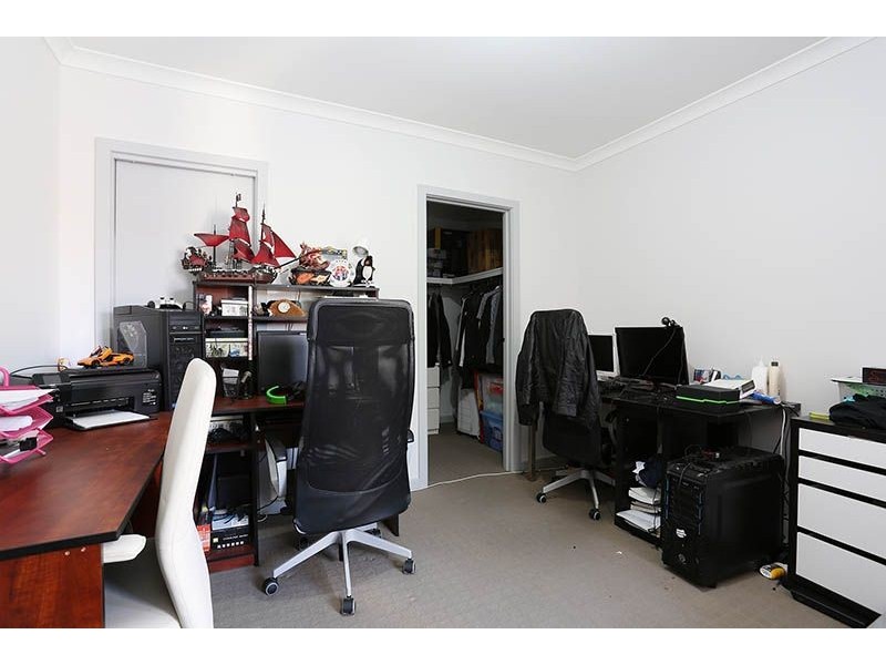 3/33 Gladstone Parade, Glenroy VIC 3046