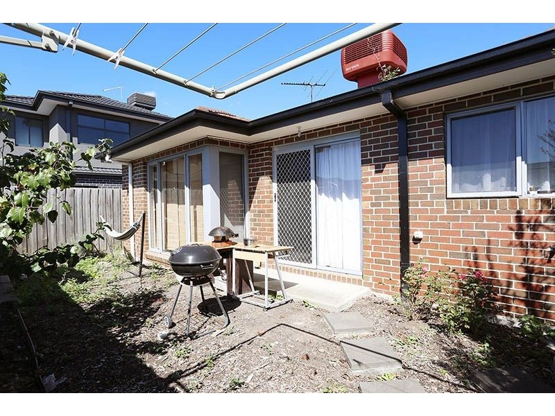 3/33 Gladstone Parade, Glenroy VIC 3046