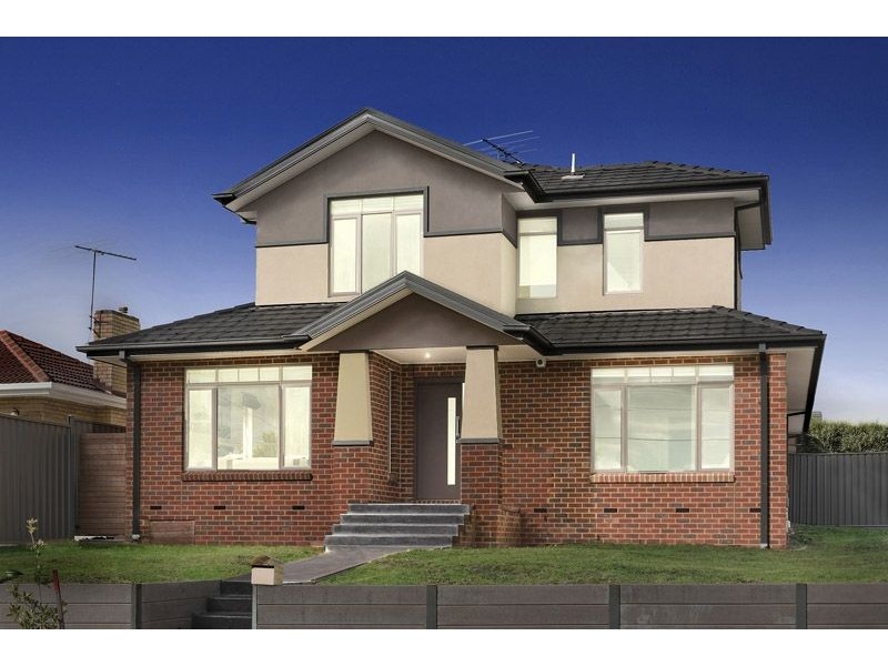 14 Summit Avenue, Oak Park VIC 3046
