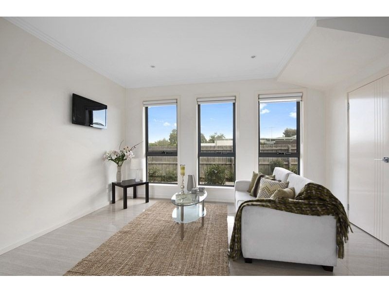 2/38 Maude Avenue, Glenroy VIC 3046