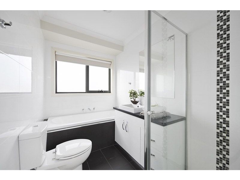2/38 Maude Avenue, Glenroy VIC 3046