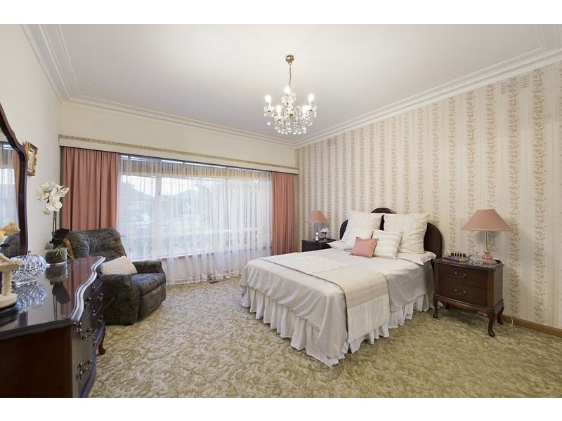 13 Patience Street, Hadfield VIC 3046