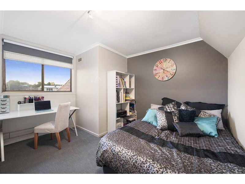 2/699 Pascoe Vale Road, Glenroy VIC 3046