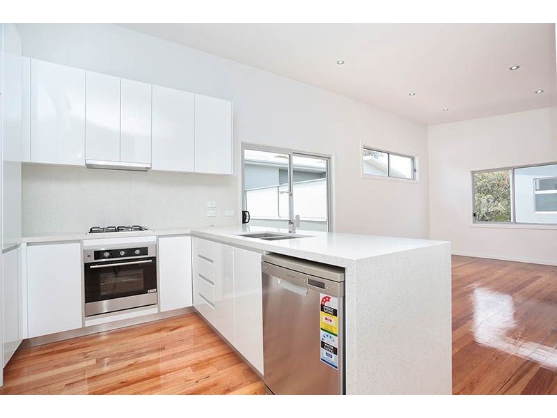 4/9 Austin Crescent, Pascoe Vale VIC 3044