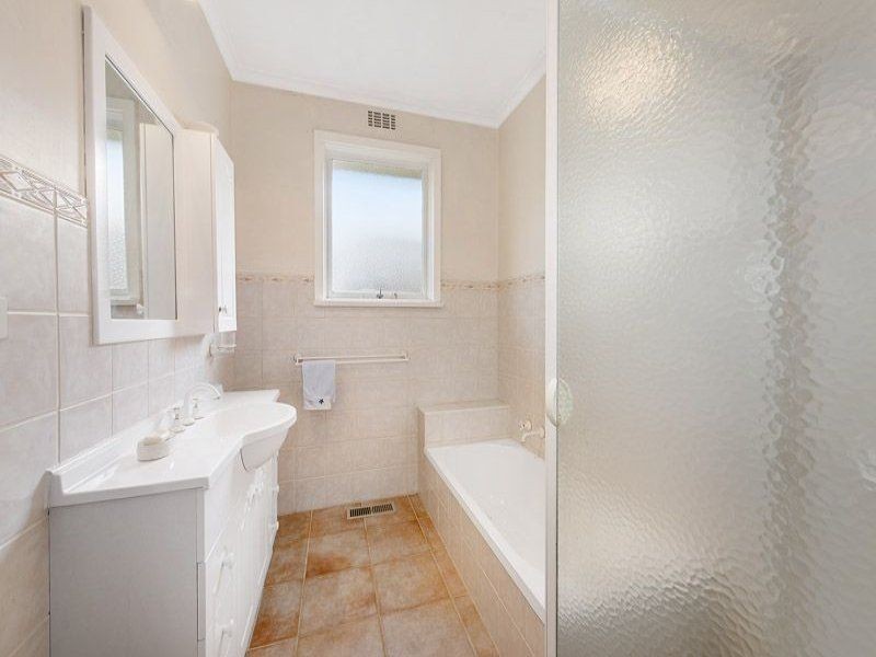 326 Waterloo Road, Glenroy VIC 3046