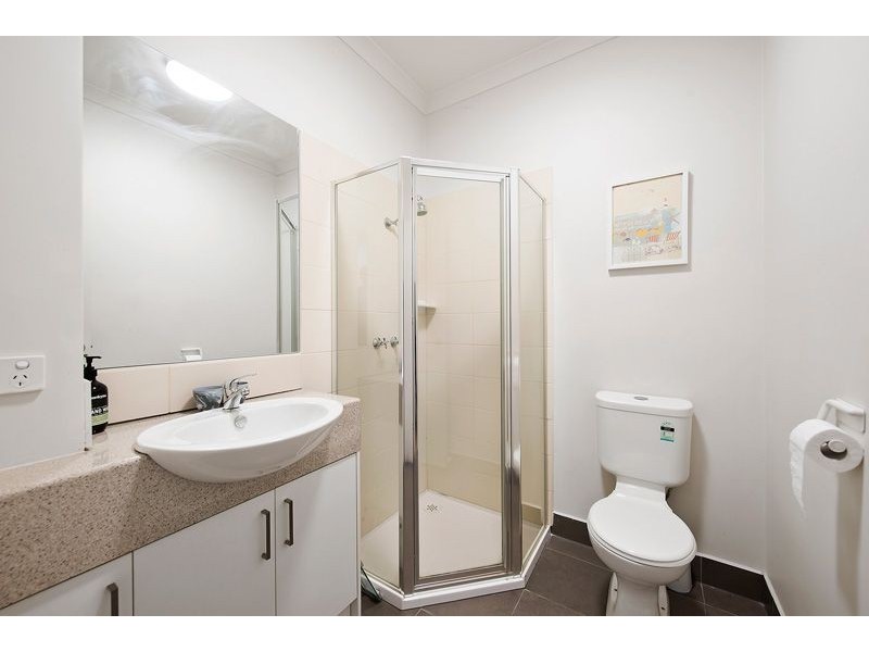 222 West Street, Glenroy VIC 3046