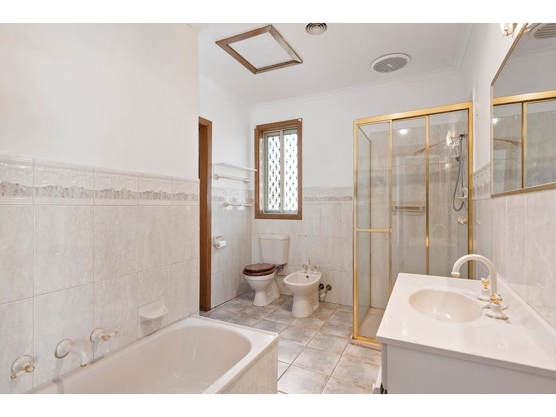 100 South Street, Hadfield VIC 3046