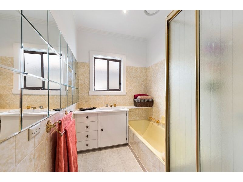 23 Surrey Street, Hadfield VIC 3046