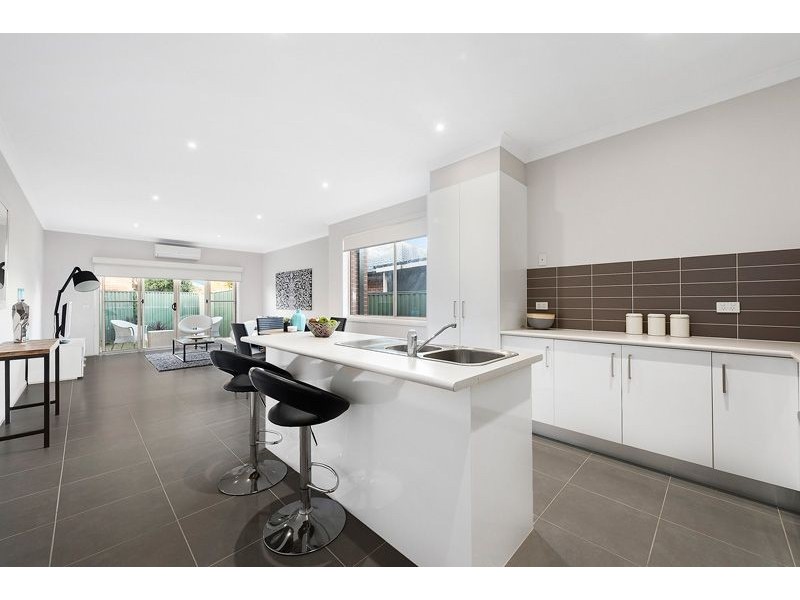3/32 William Street, Glenroy VIC 3046