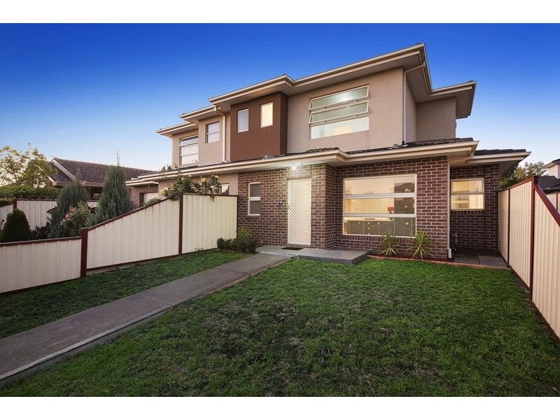 1/30 Gladstone Parade, Glenroy VIC 3046
