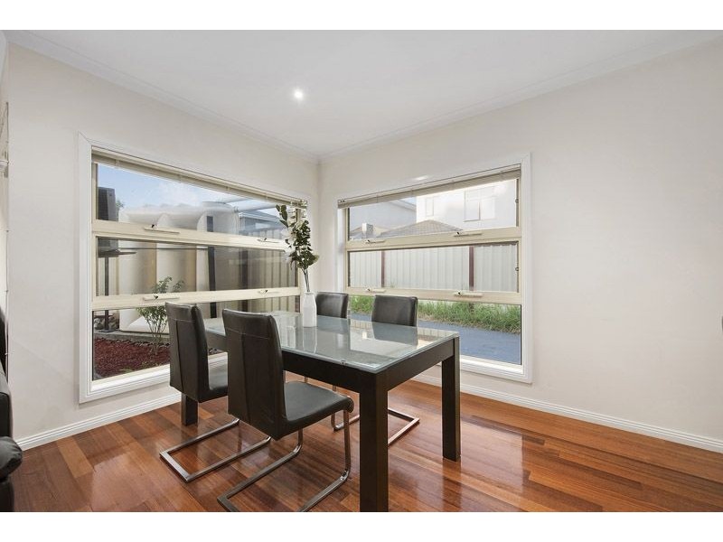 1/30 Gladstone Parade, Glenroy VIC 3046