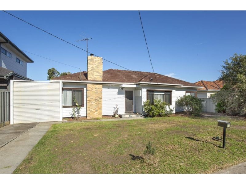 15 Curie Avenue, Oak Park VIC 3046