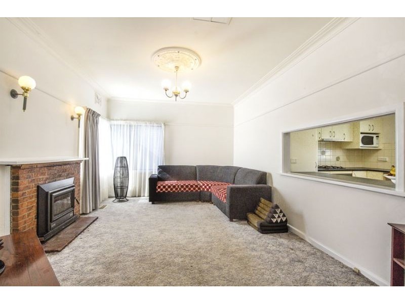 15 Curie Avenue, Oak Park VIC 3046