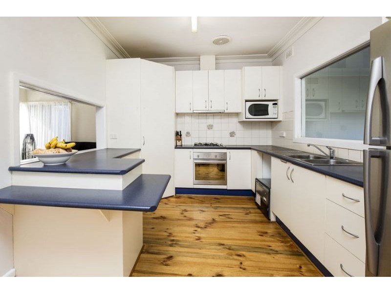 15 Curie Avenue, Oak Park VIC 3046