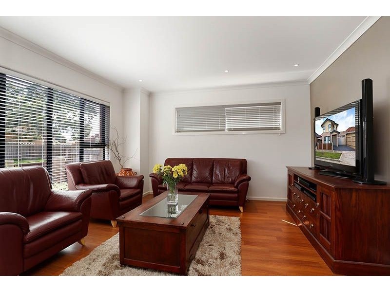 34 Glen Street, Glenroy VIC 3046