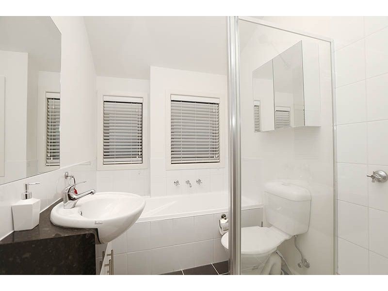 34 Glen Street, Glenroy VIC 3046