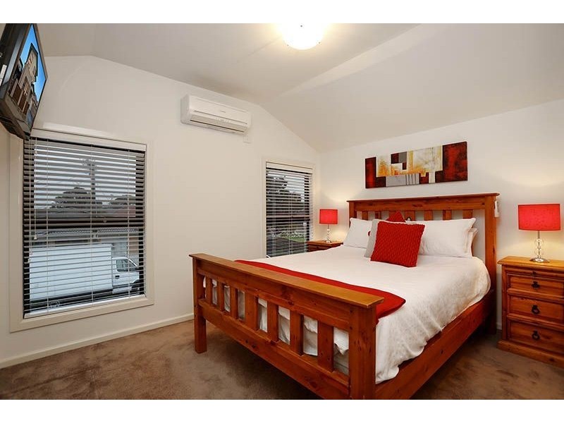 34 Glen Street, Glenroy VIC 3046