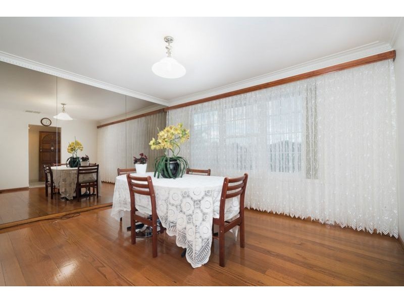 96 Valley Crescent, Glenroy VIC 3046