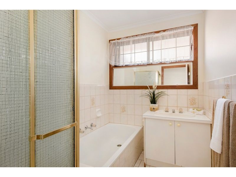 2/105 Glenroy Road, Glenroy VIC 3046