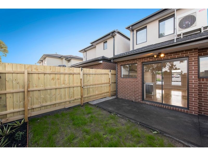 211 & 211A Hilton Street, Glenroy VIC 3046