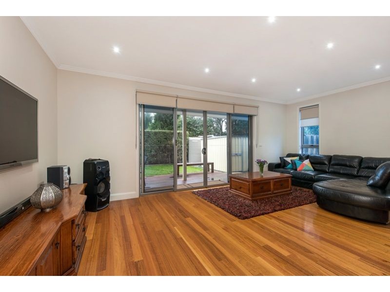 24 South Street, Hadfield VIC 3046