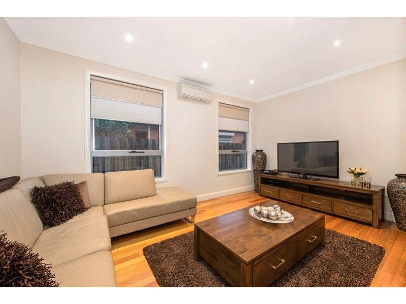 24 South Street, Hadfield VIC 3046