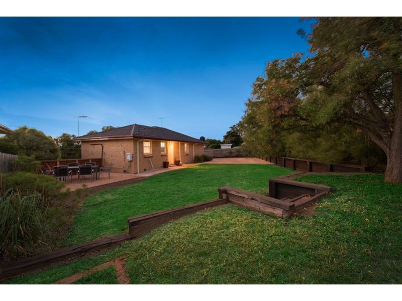 108 Valley Crescent, Glenroy VIC 3046