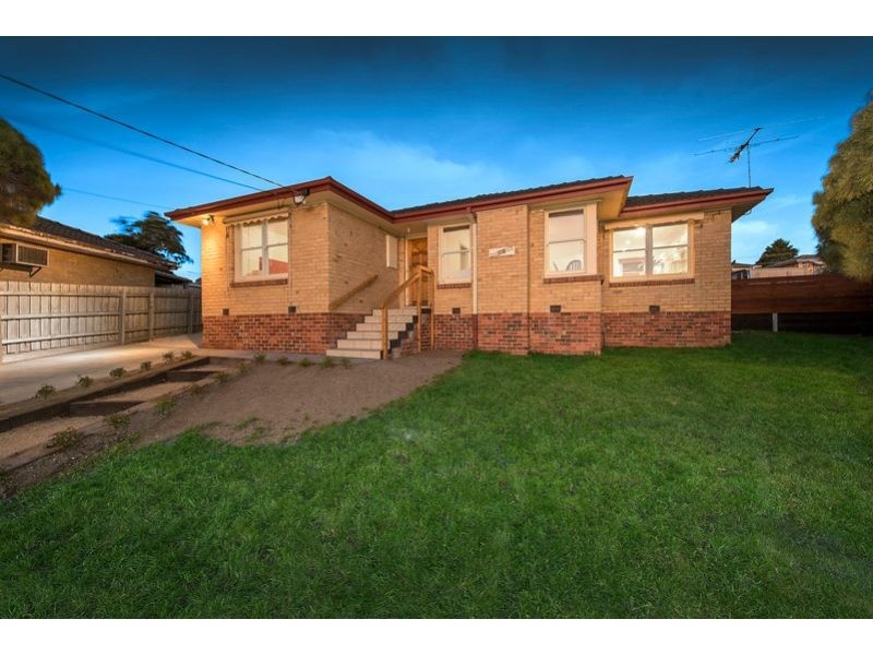 108 Valley Crescent, Glenroy VIC 3046