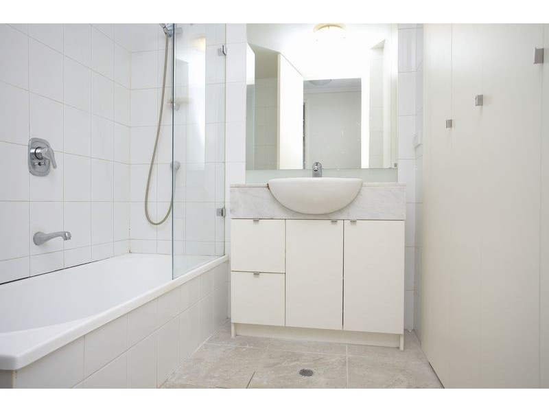 63/88 Kavanagh Street, Southbank VIC 3006