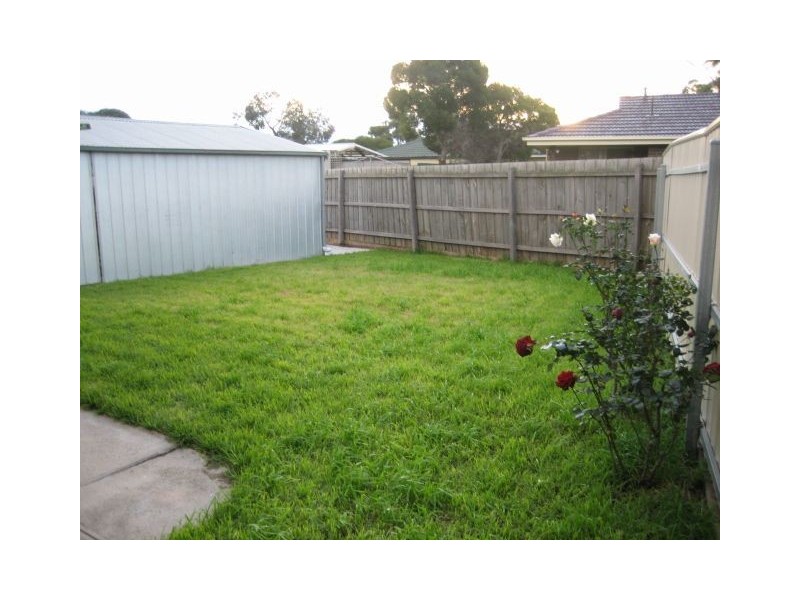 54 Felstead Avenue, Sunshine West VIC 3020