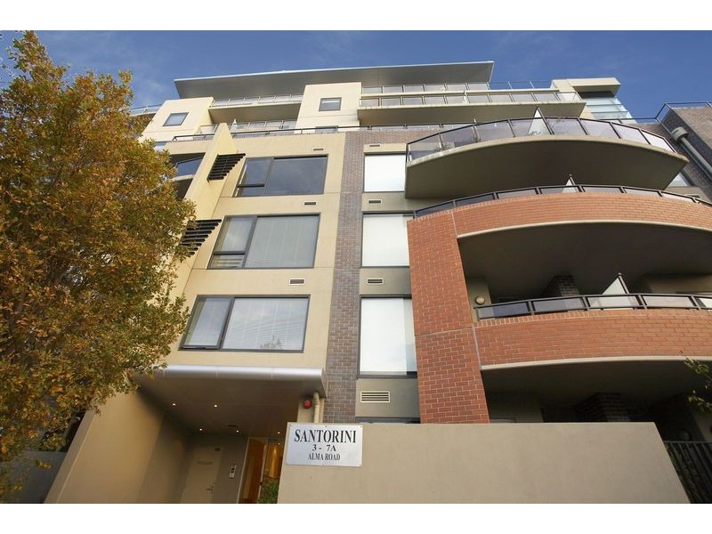 210/3 Alma Road, St Kilda VIC 3182