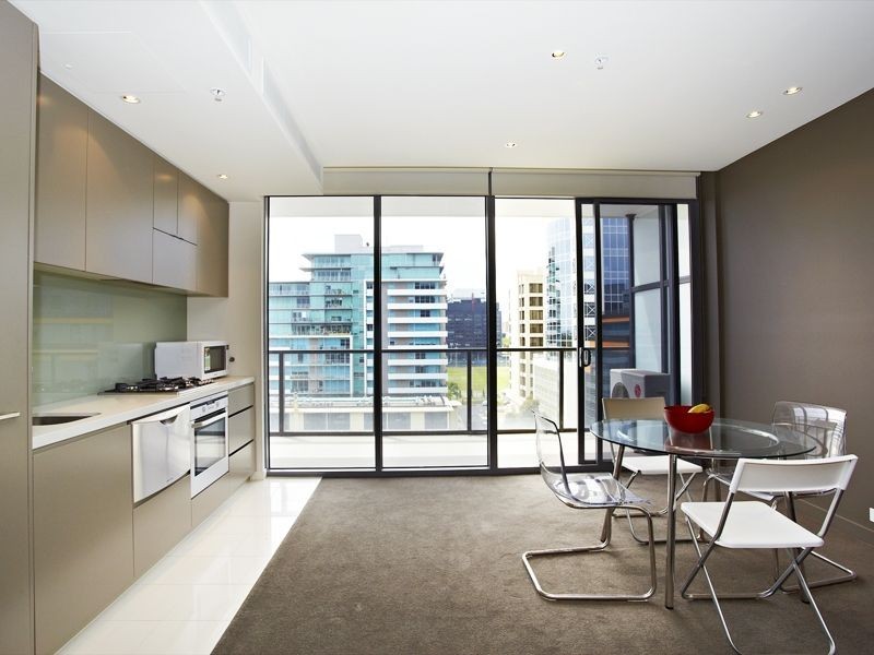 706/55 Queens Road, Melbourne VIC 3004