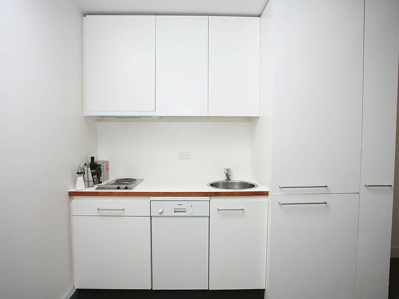 101/18 Bank Place, Melbourne VIC 3000