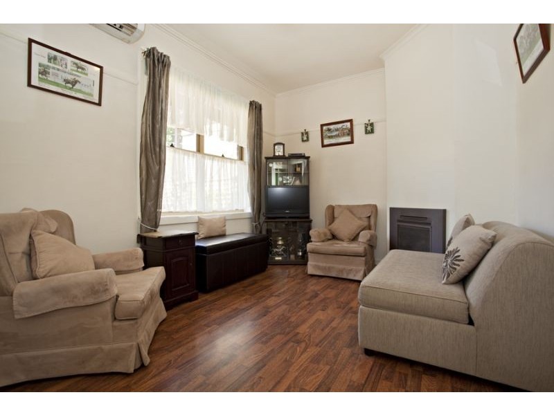 29 Barak Road, Port Melbourne VIC 3207