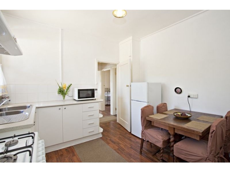 29 Barak Road, Port Melbourne VIC 3207