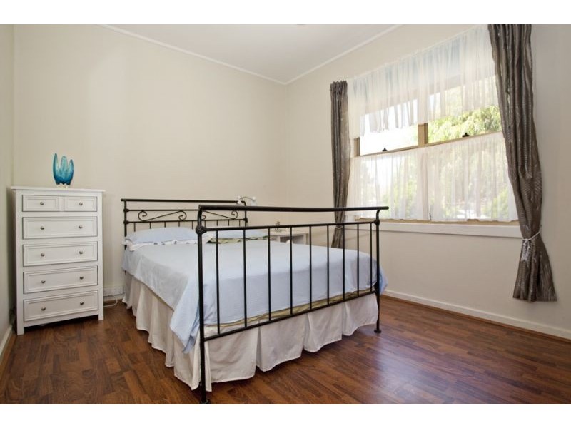 29 Barak Road, Port Melbourne VIC 3207