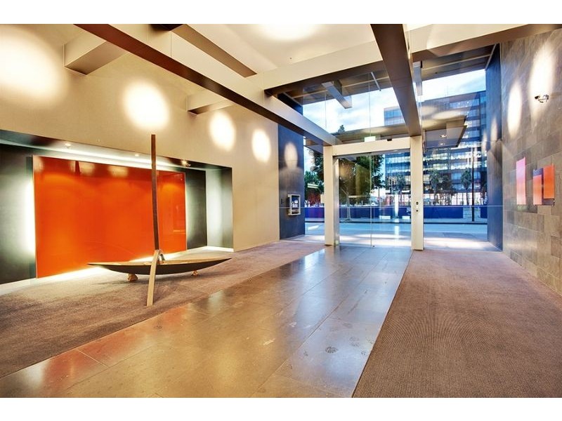 1004/15 Caravel Lane, Docklands VIC 3008