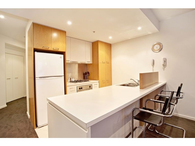 1004/15 Caravel Lane, Docklands VIC 3008