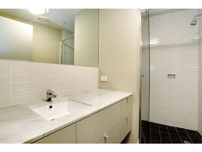 605/39 Caravel Lane, Docklands VIC 3008