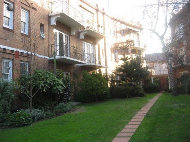 10/53 Powlett Street, East Melbourne VIC 3002