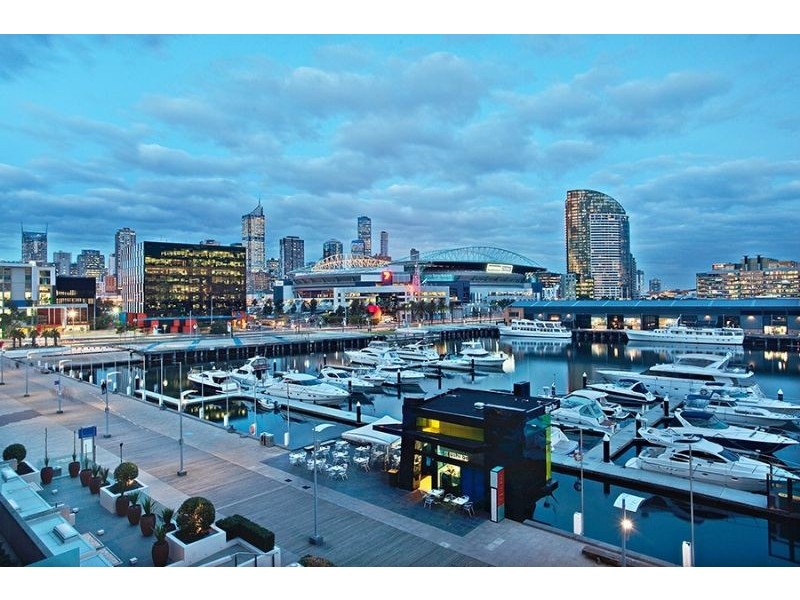 1004/15 Caravel Lane, Docklands VIC 3008
