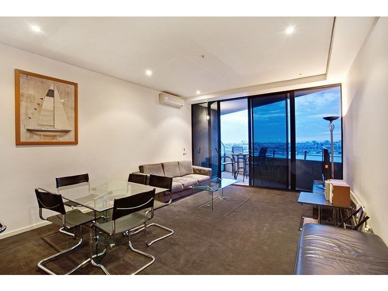 1004/15 Caravel Lane, Docklands VIC 3008