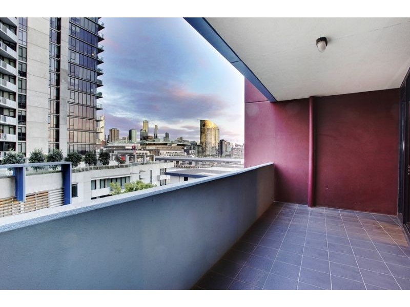 605/39 Caravel Lane, Docklands VIC 3008
