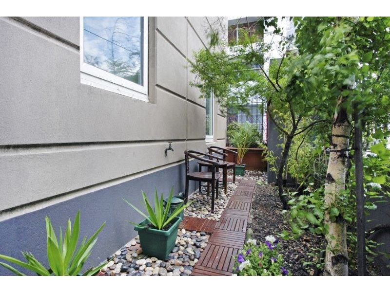 2/88 Park Street, South Melbourne VIC 3205