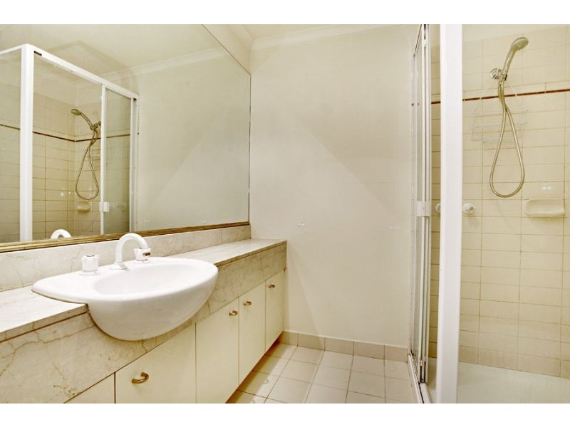 2/88 Park Street, South Melbourne VIC 3205