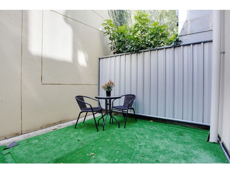 07/68 Hayward Lane, Melbourne VIC 3000