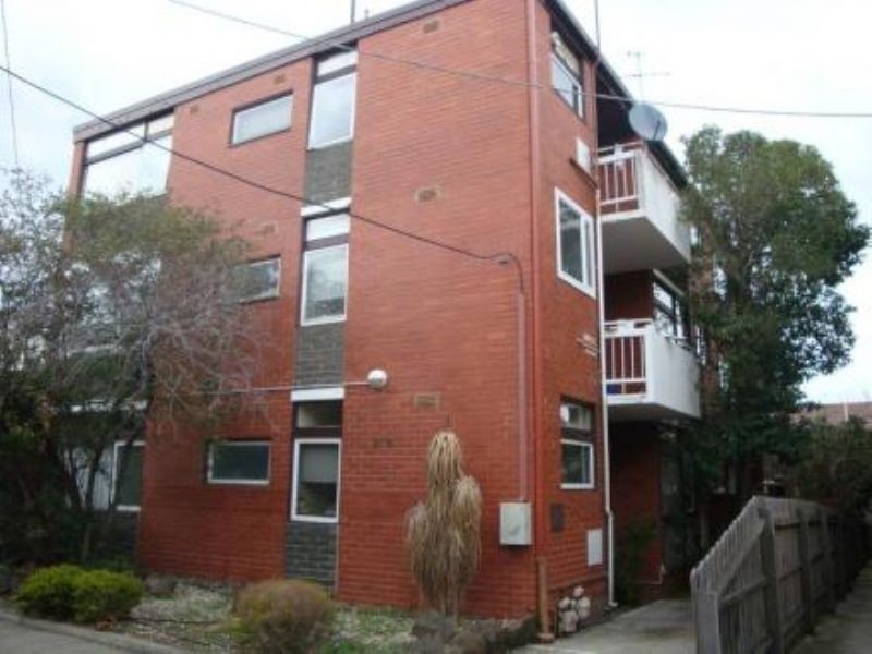 2/215 Alma Road, St Kilda East VIC 3183