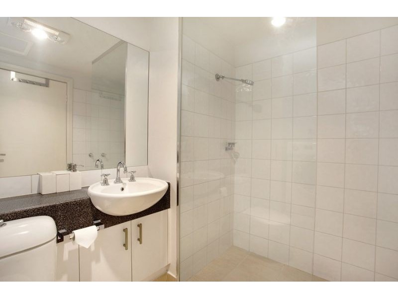 208/69 Stead Street, South Melbourne VIC 3205